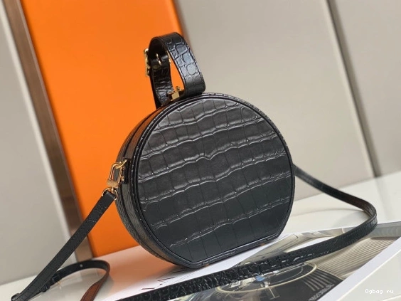 CHAPEAU PETITE VUITTON BOITE LOUIS 0727